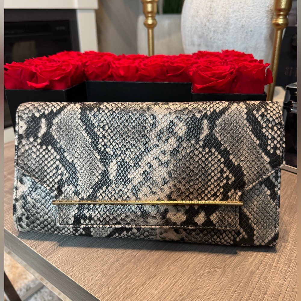 Python-Print Crossbody Clutch - Picture 4 of 4